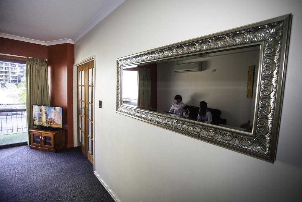 Alderney On Hay - Managed By Starwest Hotel & Apartments East Perth Exterior foto