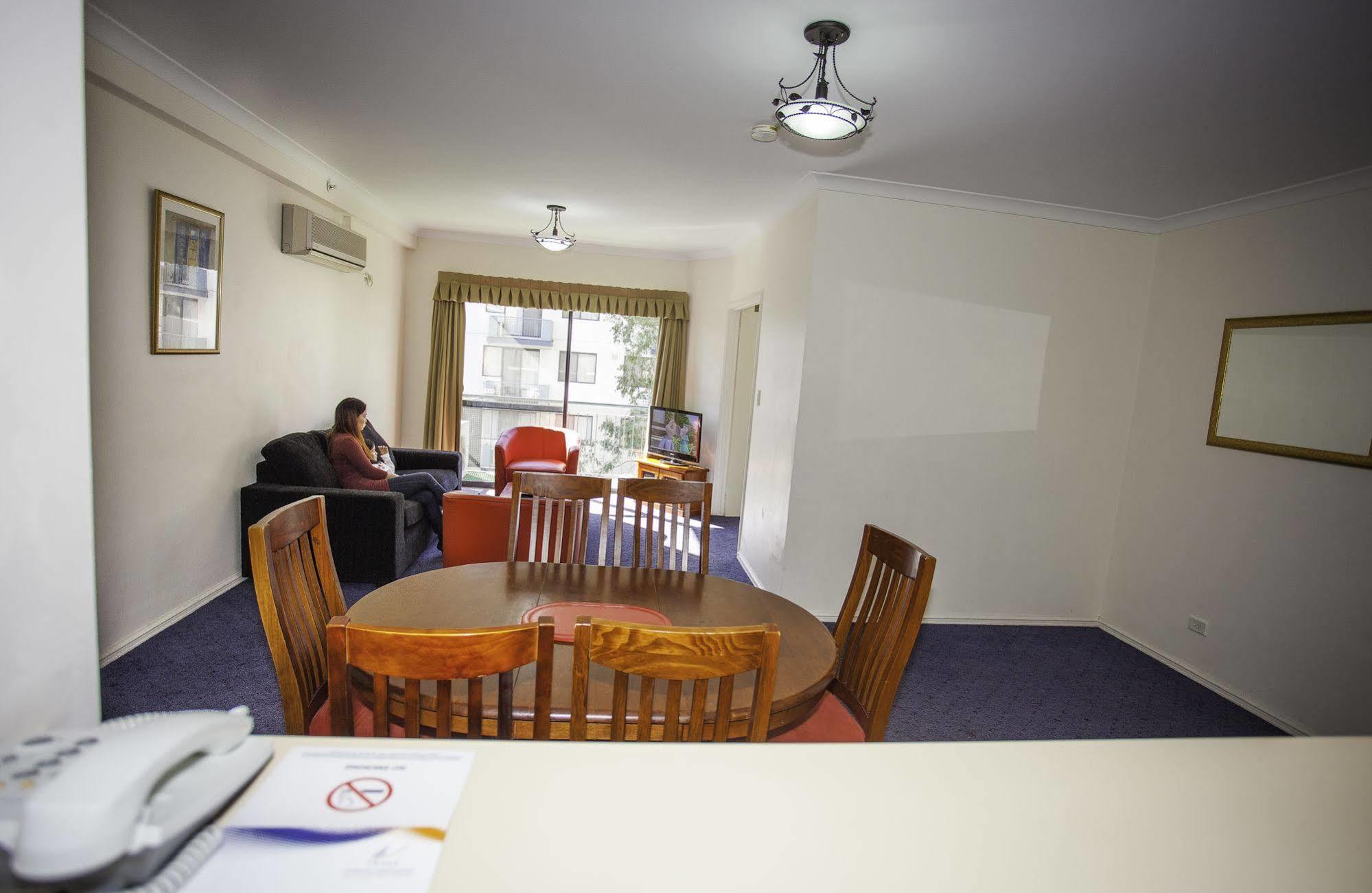 Alderney On Hay - Managed By Starwest Hotel & Apartments East Perth Exterior foto